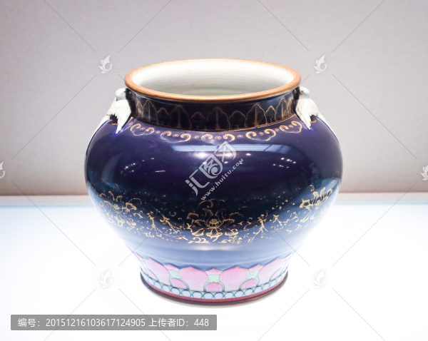 雙燕耳尊,霽青金彩海晏河清尊