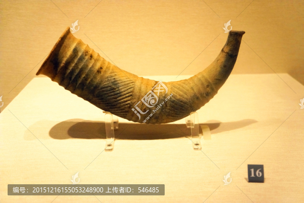 大汶口文化,陶質(zhì)牛號角
