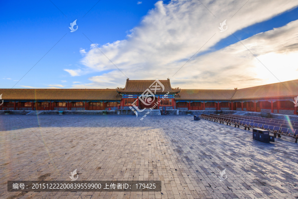 北京故宮乾清宮院落日精門