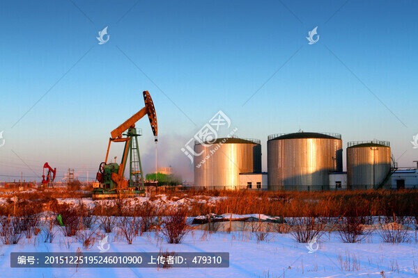 油田,磕頭機(jī),冬天