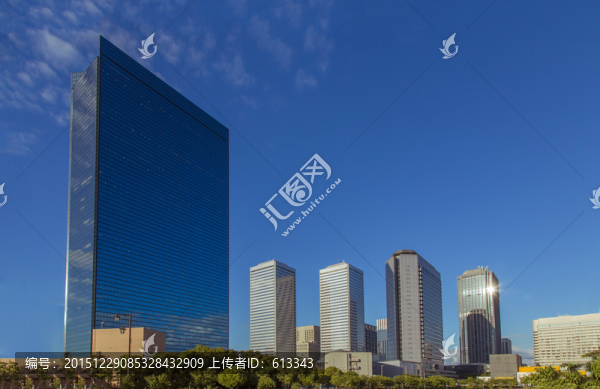 現(xiàn)代都市商務(wù)大廈