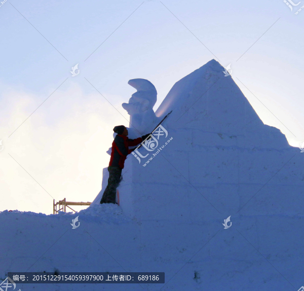 雪雕創(chuàng)作
