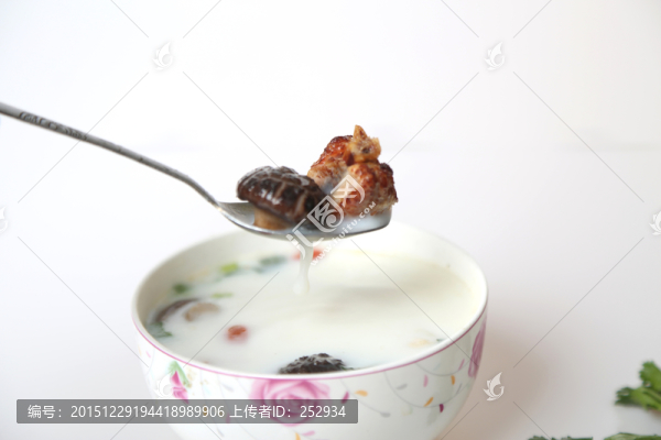 鯽魚香菇湯