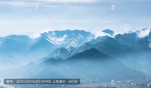山峰