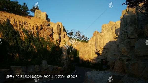 假山