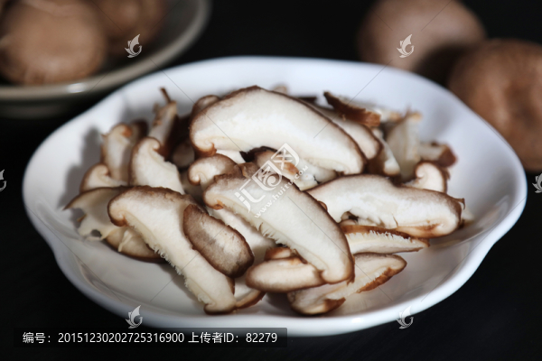 新鮮香菇切片