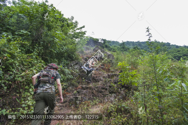 野外拓展,徒步行軍