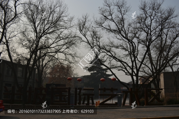 半坡國際藝術(shù)區(qū)大門