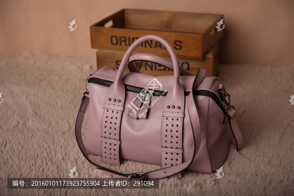 女包