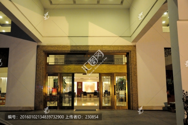 酒店大門