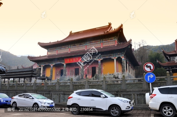 九華山風(fēng)光,九華街街景