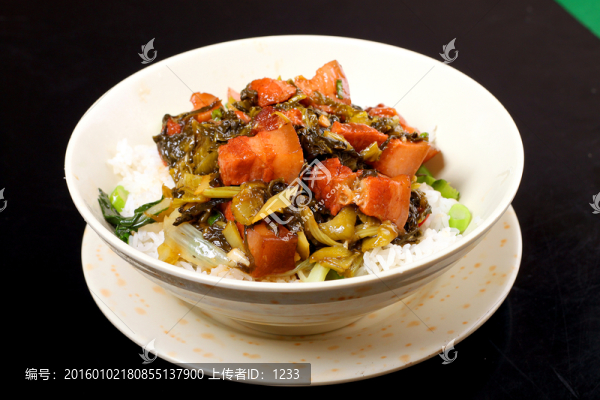 客家紅燜豬肉大碗飯