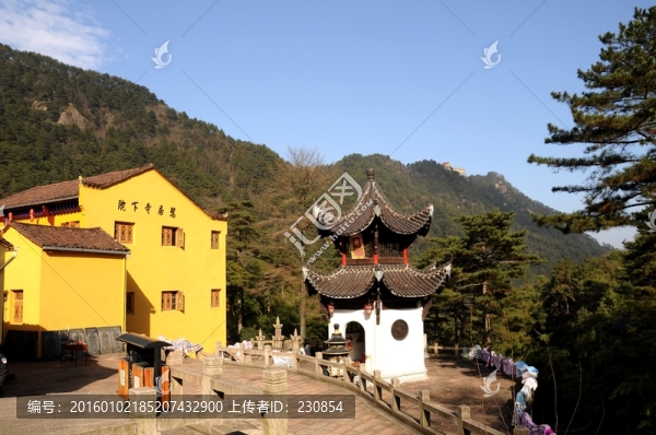 九華山風(fēng)光,宗教建筑