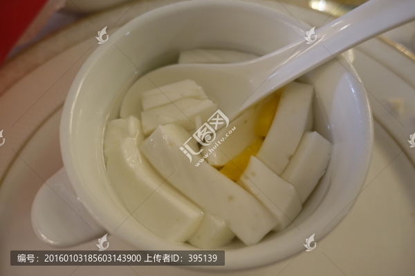 手打杏仁豆腐
