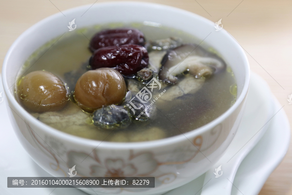 竹絲雞紅棗桂圓湯