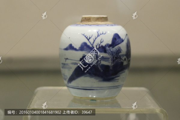 青花山水人物垂釣紋罐