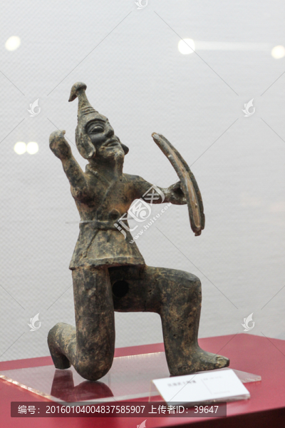 執(zhí)盾武士陶俑
