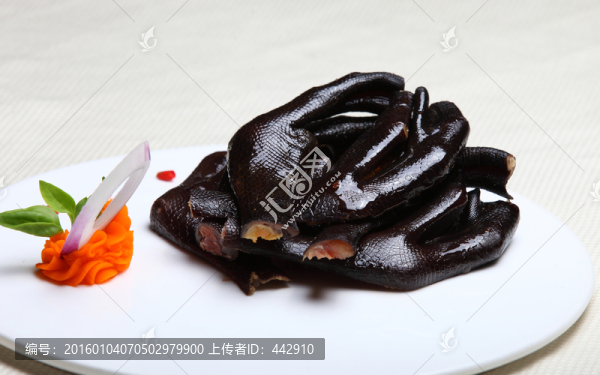 黑鵝掌