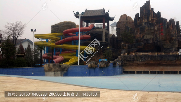 游樂(lè)場(chǎng),假山
