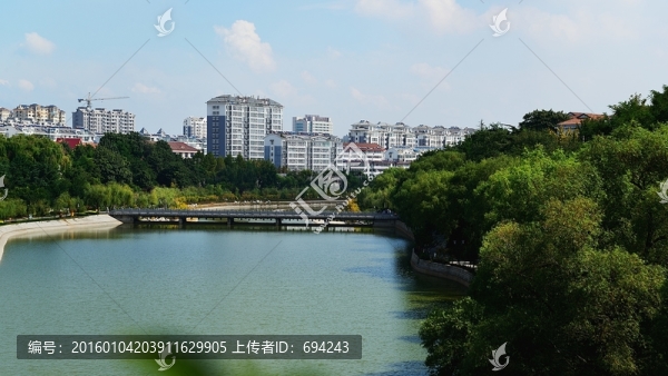 藍天碧水