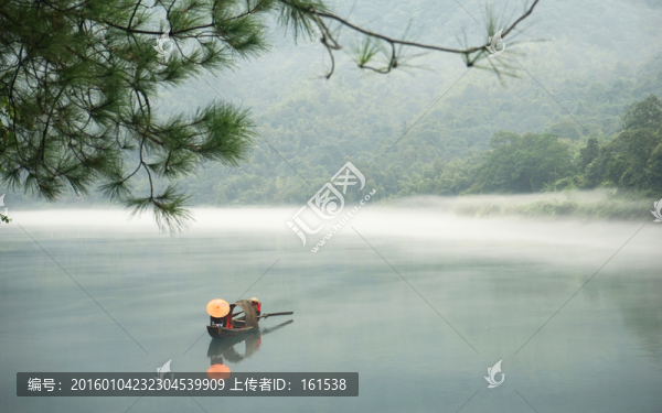 霧漫湖南郴州小東江