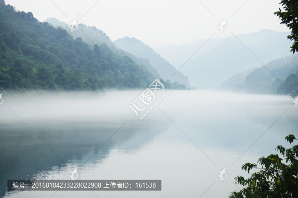 霧漫湖南郴州小東江