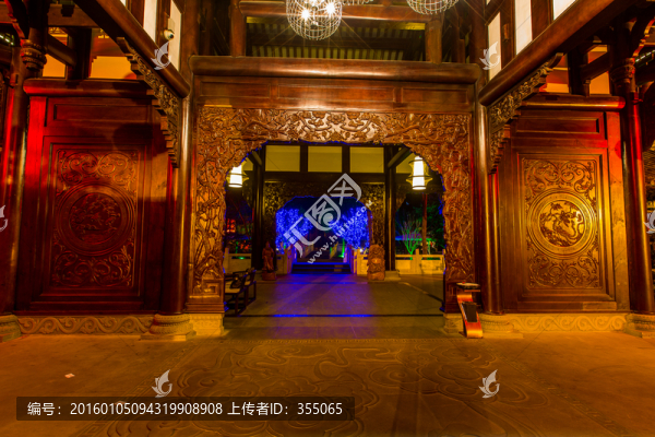 酒店
