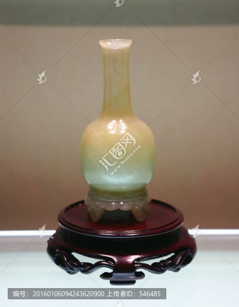 清代,長頸玉瓶