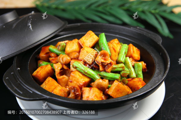 臘八豆杏鮑菇魚扣煲1