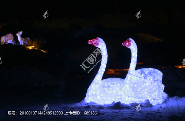 天鵝彩燈
