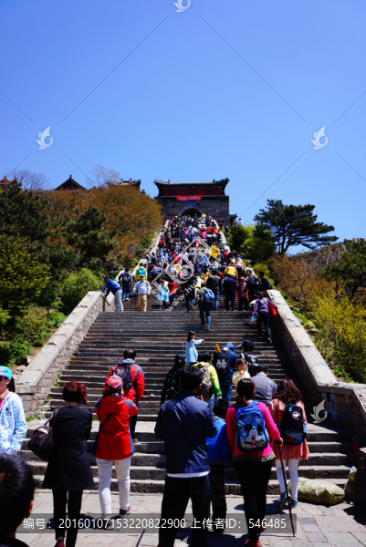 泰山游客,天街