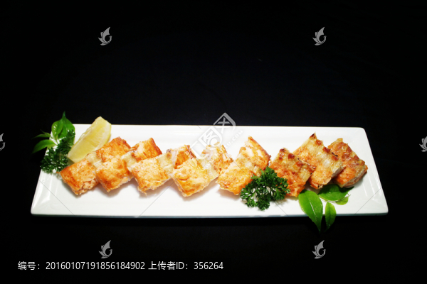 炭燒三文魚骨