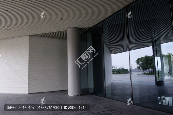 大門