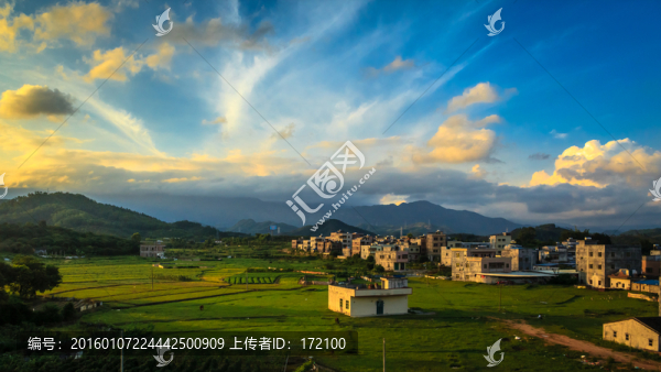 中國廣東鄉(xiāng)村美景高鐵沿途風(fēng)光