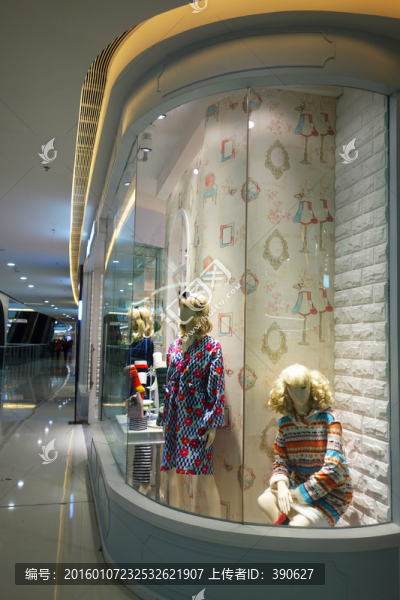 女裝專賣店