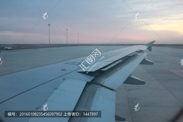 飛機(jī)
