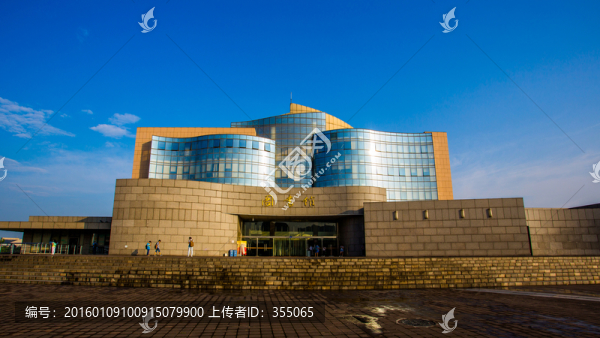 四川大學