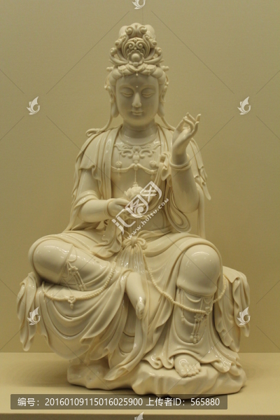 自在持蓮觀音