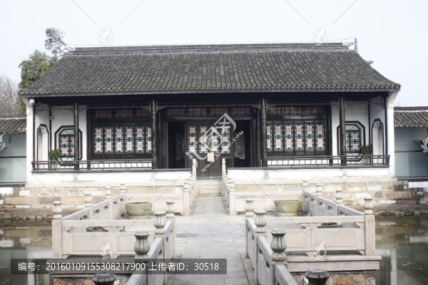 攬秀園