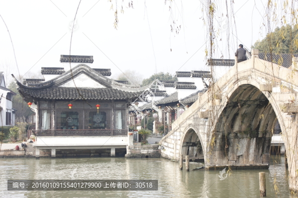 攬秀園