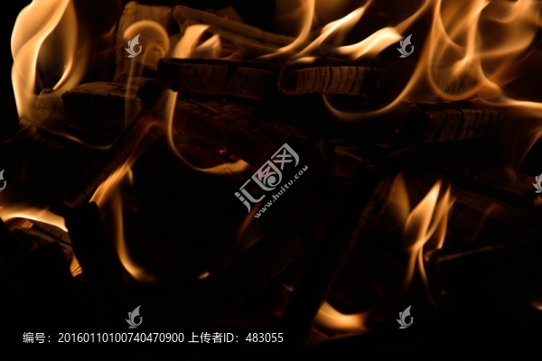 火