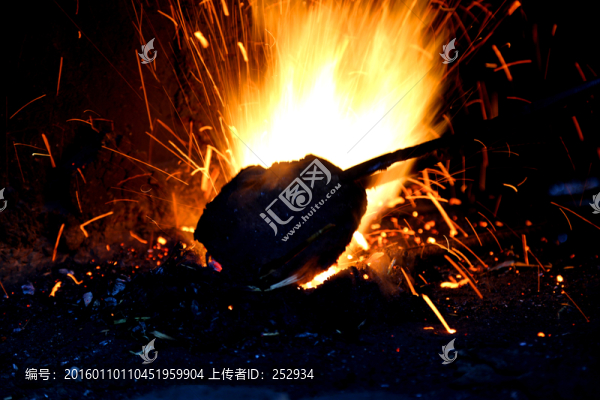 爐火