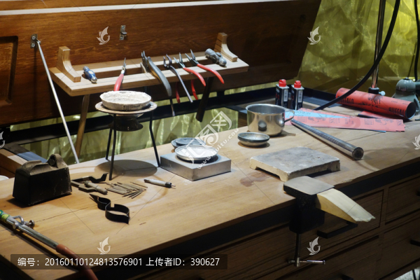 老式珠寶加工用具