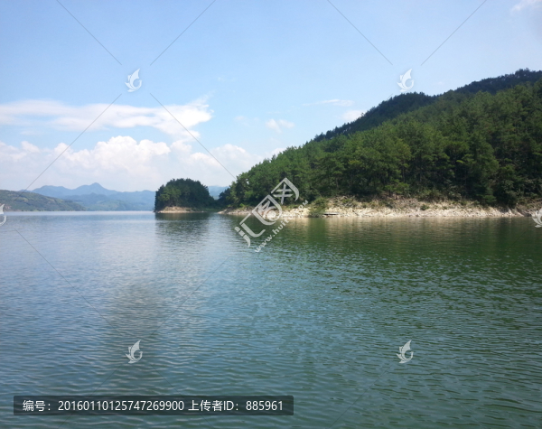 湖光山色