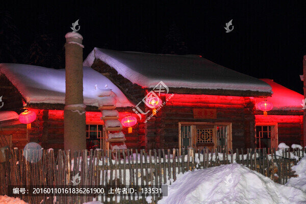 雪鄉(xiāng)夜色