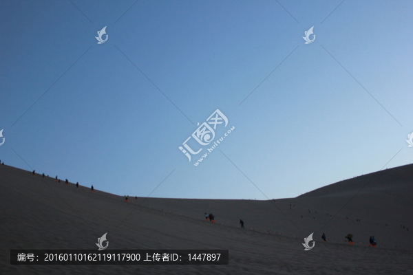 沙漠晚景