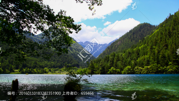 九寨山水