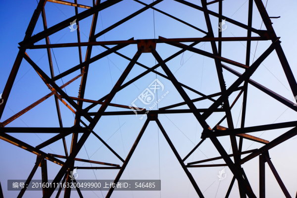 電線塔