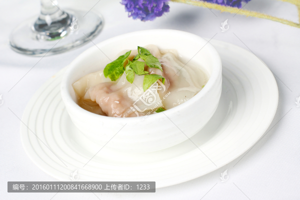 雞湯魚皮餃