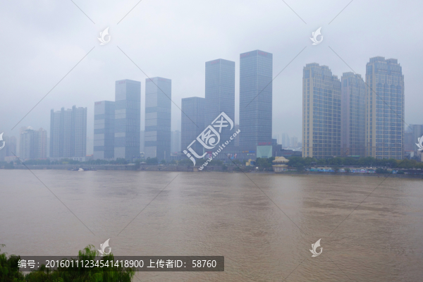 湘江畔高樓大廈